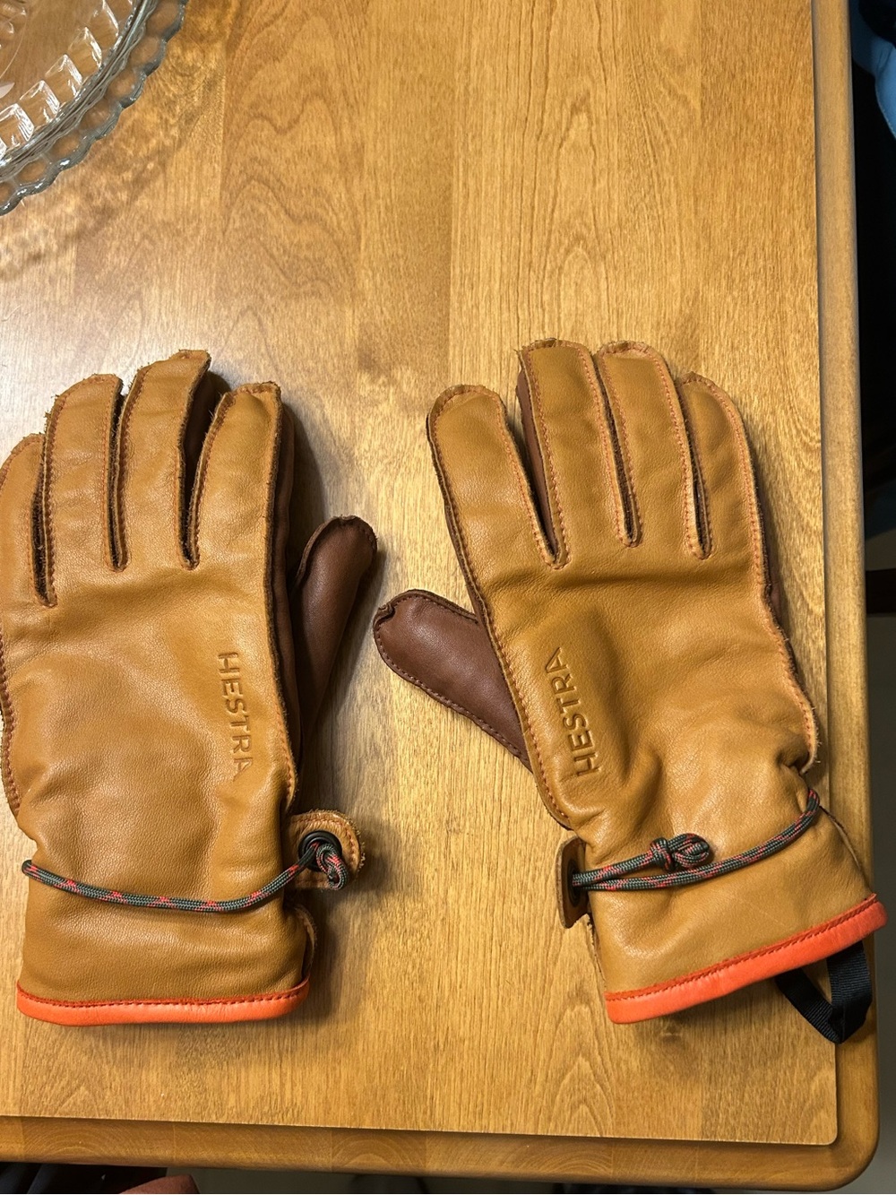 (Barely worn) Men’s Hestra Wakayama Size 8